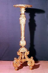 Pascal candle holder